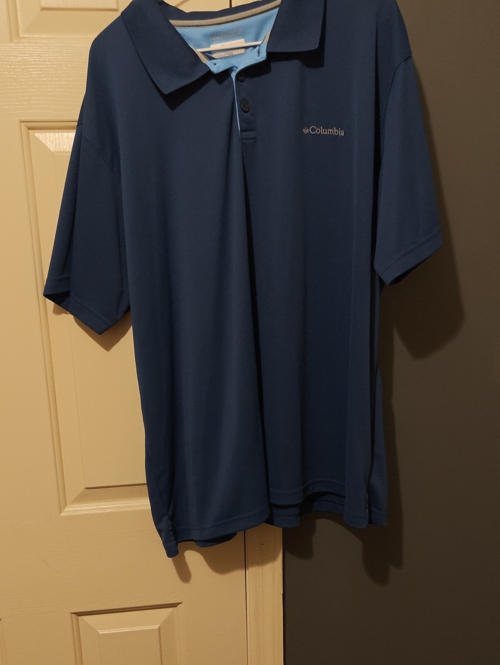Columbia Men’s Navy Blue Short-Sleeve Polo